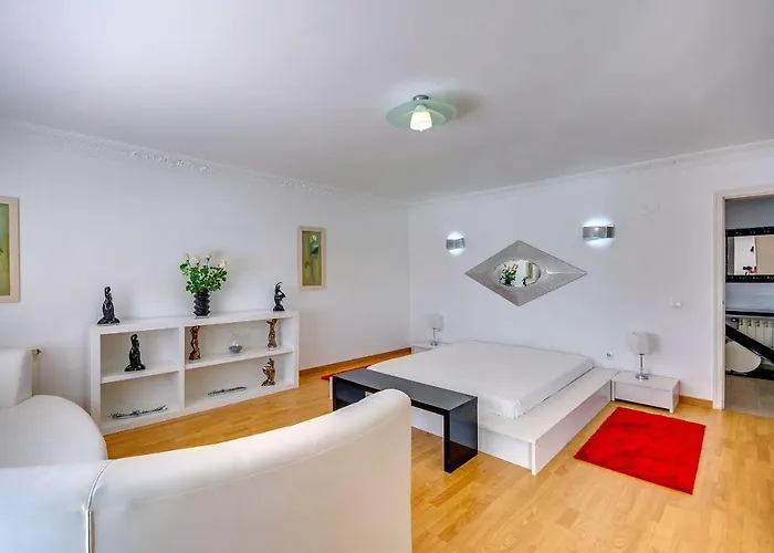 7 Saias Назаре