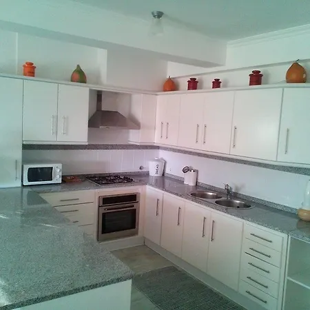 Apartment 7 Saias